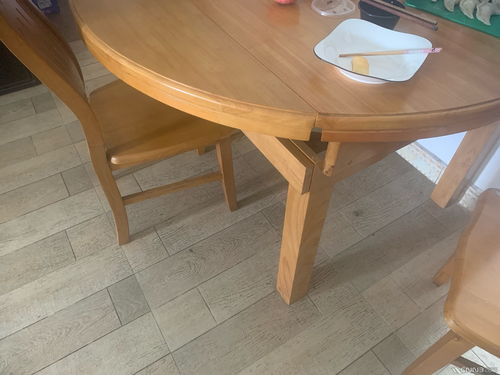 实木可折叠伸缩餐桌(实木可伸缩餐桌椅)